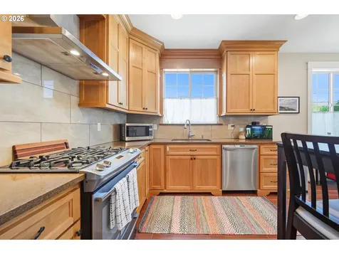 3833 SE 33rd Avenue Portland OR 97202