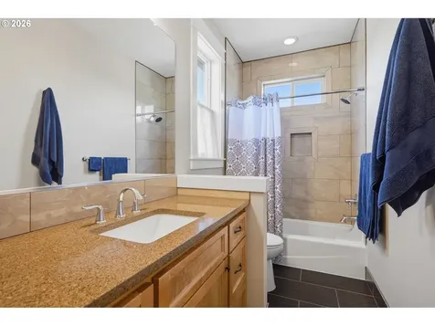 3833 SE 33rd Avenue Portland OR 97202