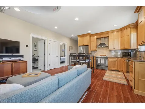 3833 SE 33rd Avenue Portland OR 97202