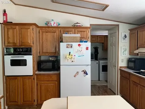 1517 NE Newton Creek Drive Roseburg OR 97470
