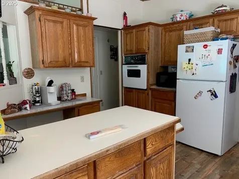 1517 NE Newton Creek Drive Roseburg OR 97470