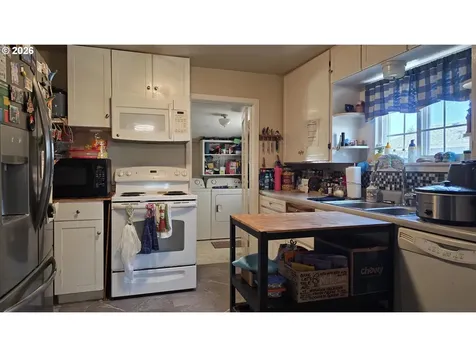 3801 Dove Lane Eugene OR 97402