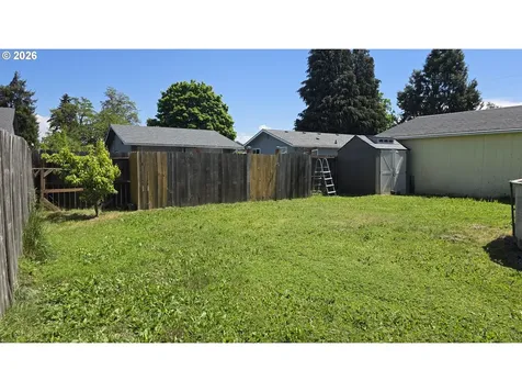 3801 Dove Lane Eugene OR 97402