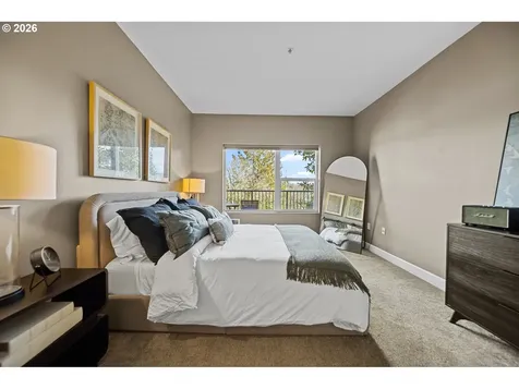 614 S Nevada Street Portland OR 97219