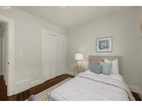 7535 SE 20th Avenue Portland OR 97202