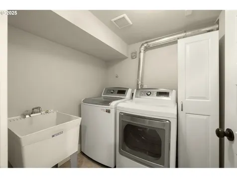 7535 SE 20th Avenue Portland OR 97202