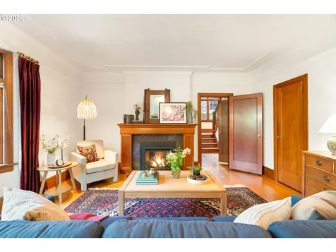 4500 SW Laurelwood Avenue Portland OR 97225