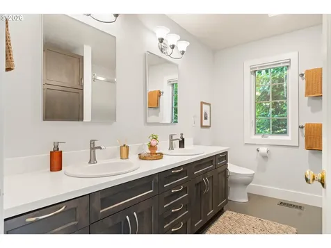 4500 SW Laurelwood Avenue Portland OR 97225