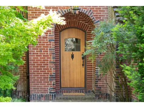 4500 SW Laurelwood Avenue Portland OR 97225
