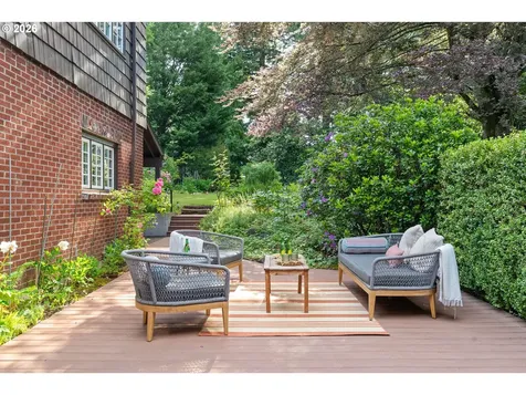 4500 SW Laurelwood Avenue Portland OR 97225