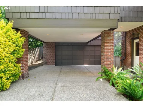 4500 SW Laurelwood Avenue Portland OR 97225