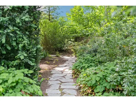 4500 SW Laurelwood Avenue Portland OR 97225
