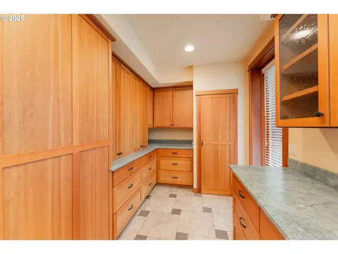 509 Jasmine Way Roseburg OR 97471