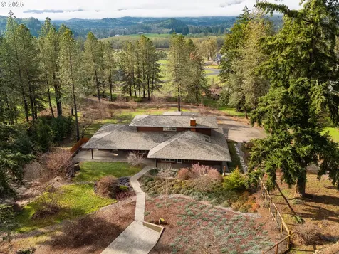509 Jasmine Way Roseburg OR 97471
