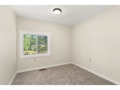 300 Lincoln Creek Road Centralia WA 98531