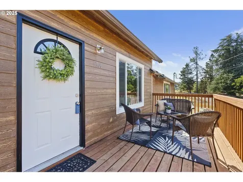 300 Lincoln Creek Road Centralia WA 98531