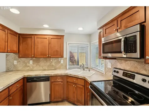 14205 SW Fanno Creek Court Portland OR 97224