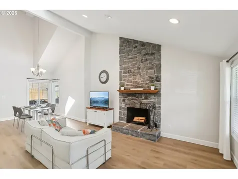 14205 SW Fanno Creek Court Portland OR 97224
