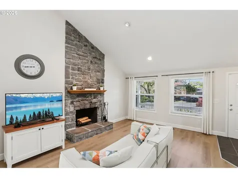 14205 SW Fanno Creek Court Portland OR 97224