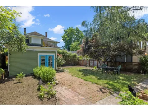 1316 SE Ash Street Portland OR 97214