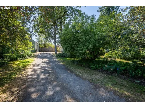 33680 Seavey Loop Road Eugene OR 97405