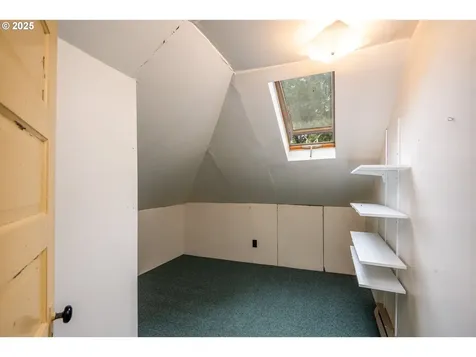 33680 Seavey Loop Road Eugene OR 97405