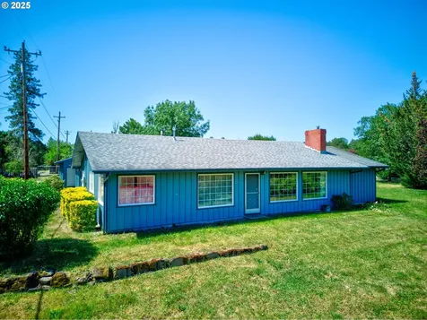 3034 Fisher Road Roseburg OR 97471