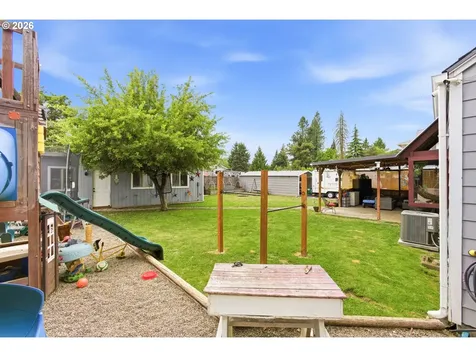 924 7th Avenue Sweet Home OR 97386