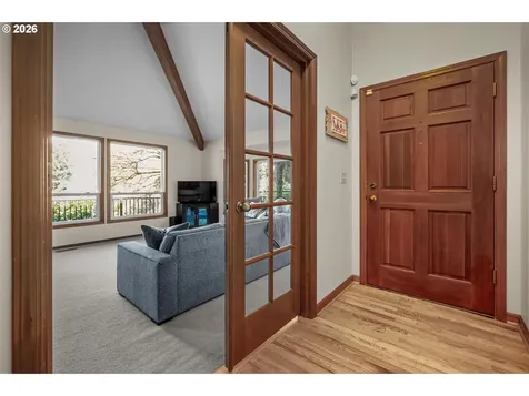 12329 SW 34th Avenue Portland OR 97219