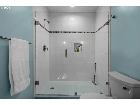12329 SW 34th Avenue Portland OR 97219
