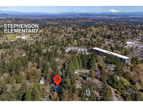 12329 SW 34th Avenue Portland OR 97219