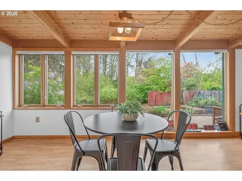 16062 SW Bridle Hills Drive Beaverton OR 97007