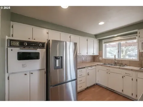 3524 Lafayette Street SE Albany OR 97322