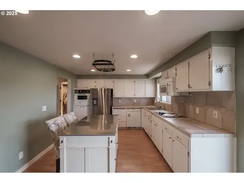 3524 Lafayette Street SE Albany OR 97322