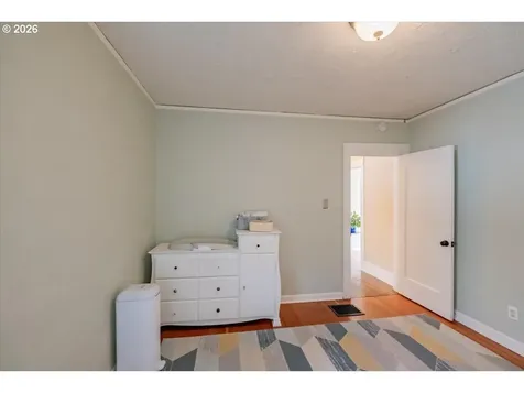 1905 SE Division Street Portland OR 97202