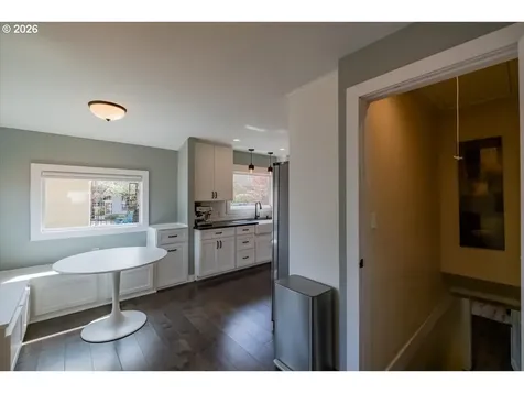 1905 SE Division Street Portland OR 97202