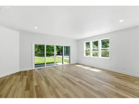 2147 NE Spitz Road Canby OR 97013