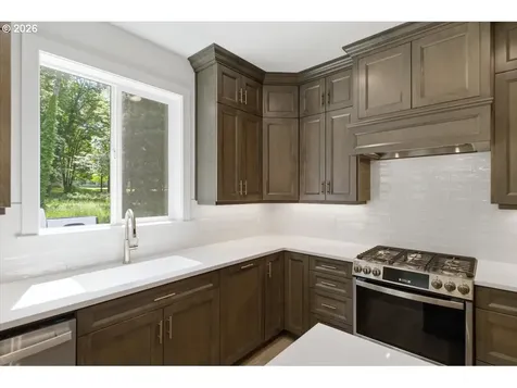 2147 NE Spitz Road Canby OR 97013