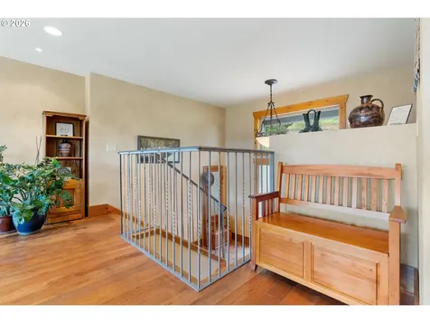115 Wahkiacus Heights Road Wahkiacus WA 98670