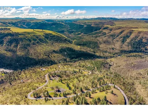 115 Wahkiacus Heights Road Wahkiacus WA 98670