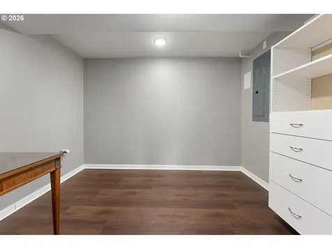 5054 SW 26th Place Portland OR 97239