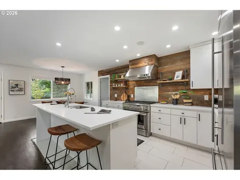 5054 SW 26th Place Portland OR 97239