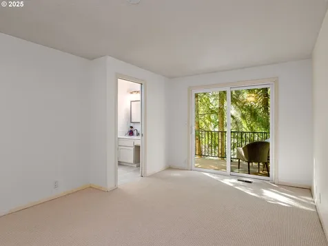 18835 Parkwood Place West Linn OR 97068