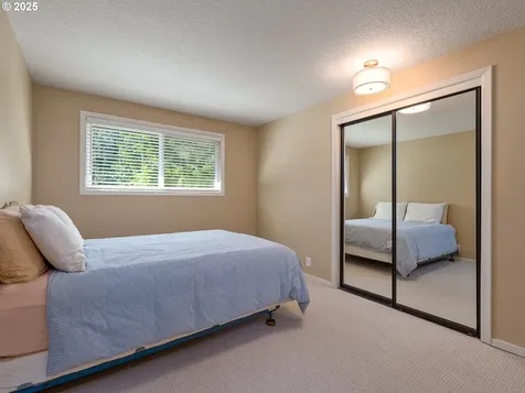 18835 Parkwood Place West Linn OR 97068