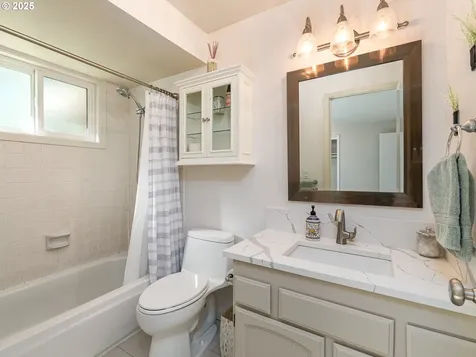 18835 Parkwood Place West Linn OR 97068