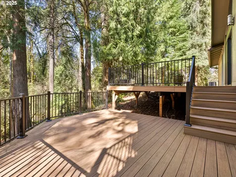 18835 Parkwood Place West Linn OR 97068