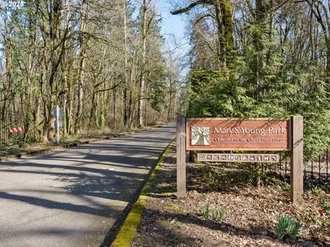 18835 Parkwood Place West Linn OR 97068