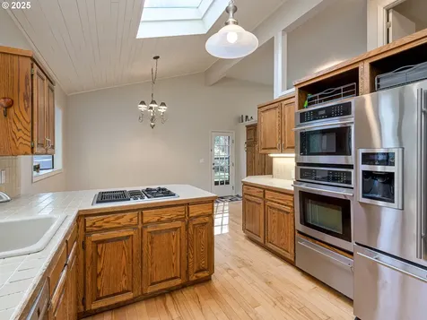 18835 Parkwood Place West Linn OR 97068