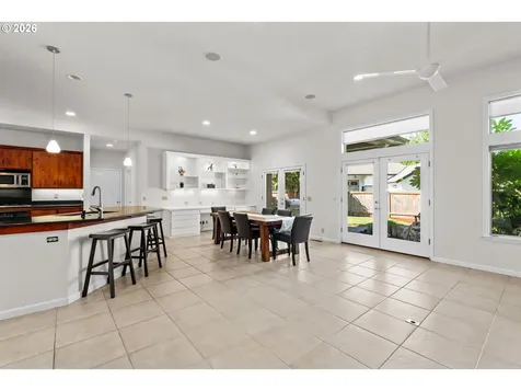 2838 Martinique Avenue Eugene OR 97408