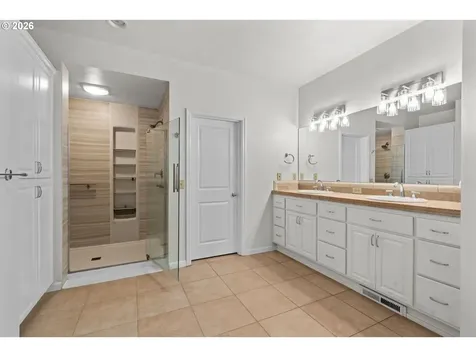 2838 Martinique Avenue Eugene OR 97408